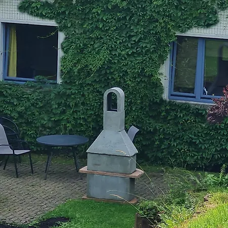 300 Fuer Monteure & Geschaeftsreisende Appartement